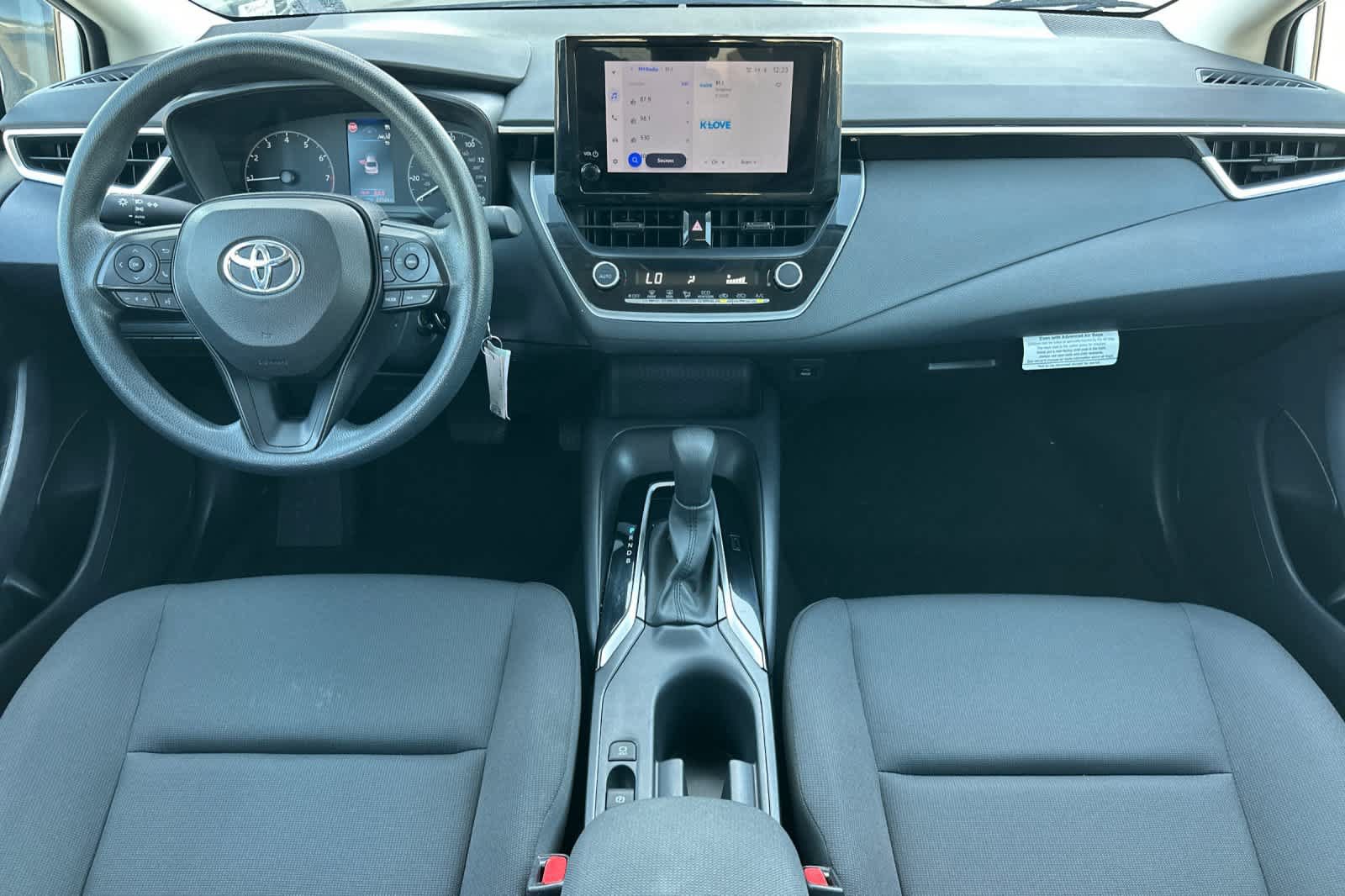 Used 2024 Toyota Corolla LE FWD image 3