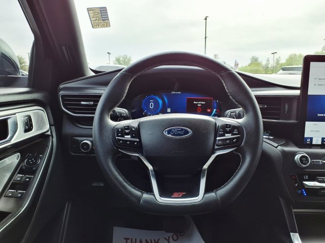 Certified 2020 Ford Explorer ST w/ ST Street Pack image 20