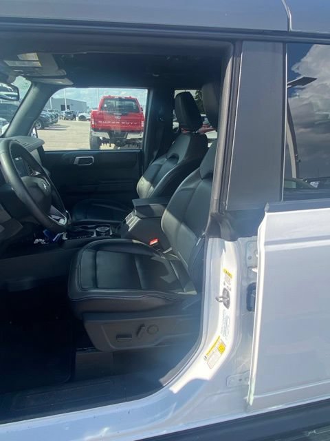 Certified 2025 Ford Bronco Outer Banks AWD/4WD image 5