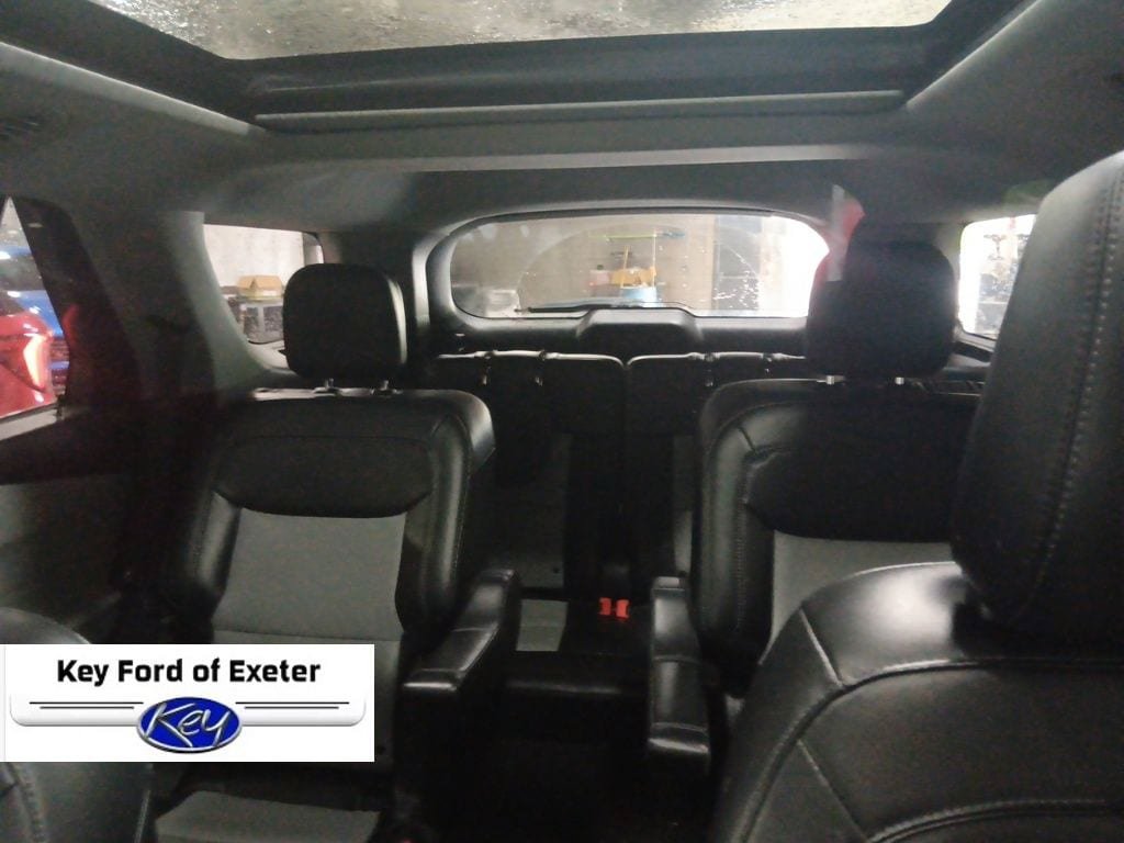 Certified 2022 Ford Explorer XLT w/ Equipment Group 202A AWD/4WD image 23