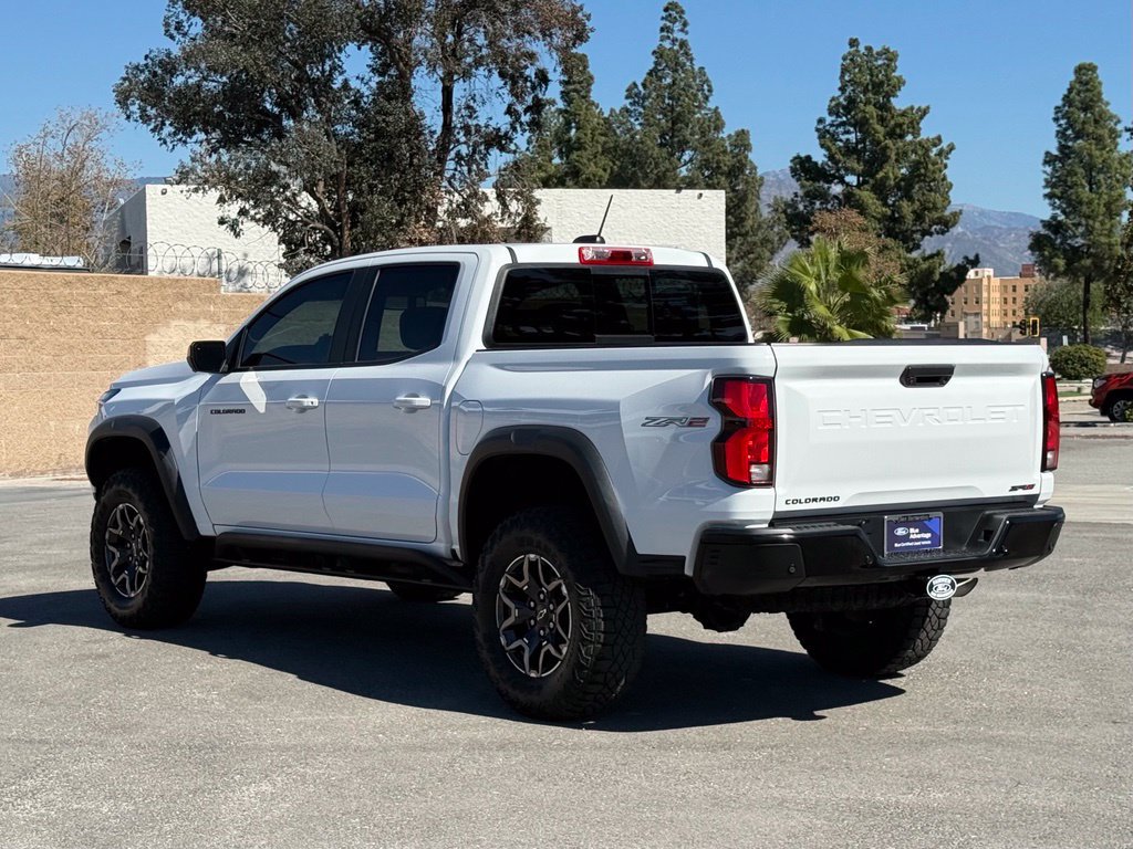 Used 2024 Chevrolet Colorado ZR2 w/ ZR2 Convenience Package III AWD/4WD image 6