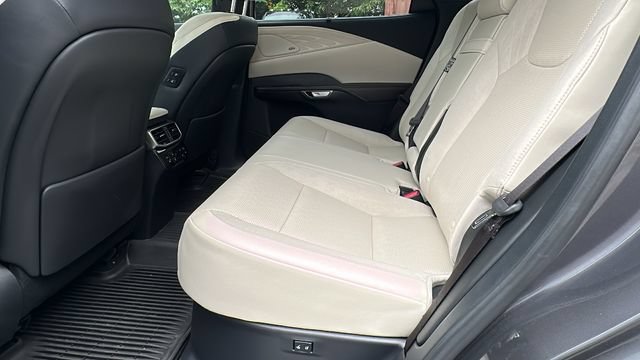Used 2024 Lexus RX 450h AWD w/ Convenience Package image 21