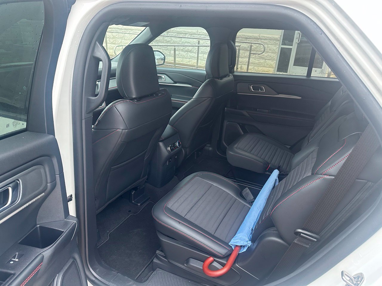Certified 2026 Ford Explorer ST-Line w/ ST-Line Street Pack RWD image 4