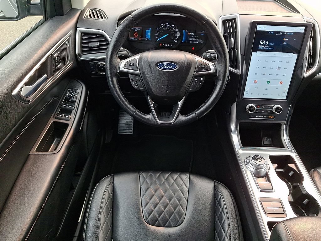 Certified 2023 Ford Edge Titanium AWD/4WD image 12