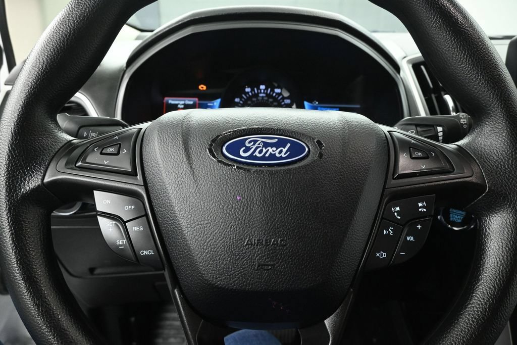 Certified 2022 Ford Edge SE w/ Black Appearance Package AWD/4WD image 11