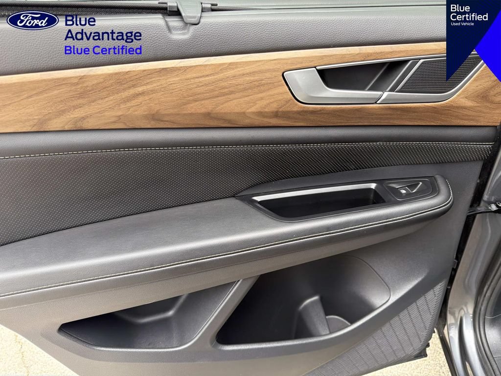 Used 2024 Volkswagen Atlas SE FWD image 11