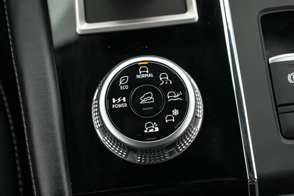 Used 2024 Mitsubishi Outlander SE image 19