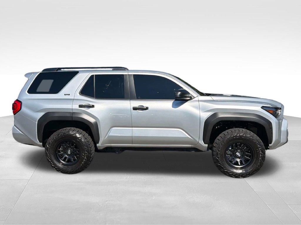 Used 2025 Toyota 4Runner SR5 AWD/4WD image 2