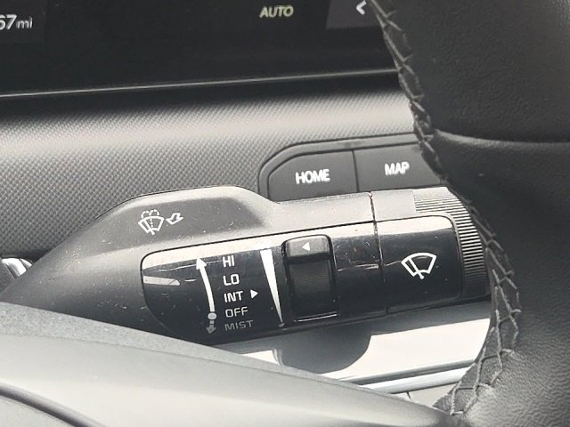 Used 2025 Kia K4 EX FWD image 34