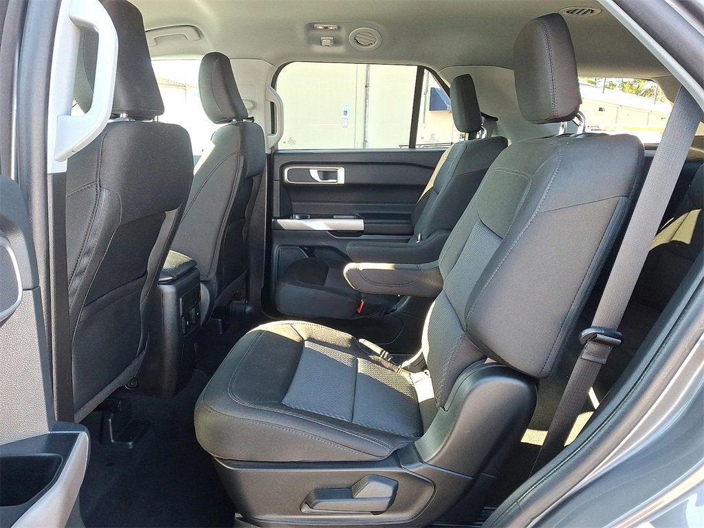 Certified 2023 Ford Explorer XLT image 25