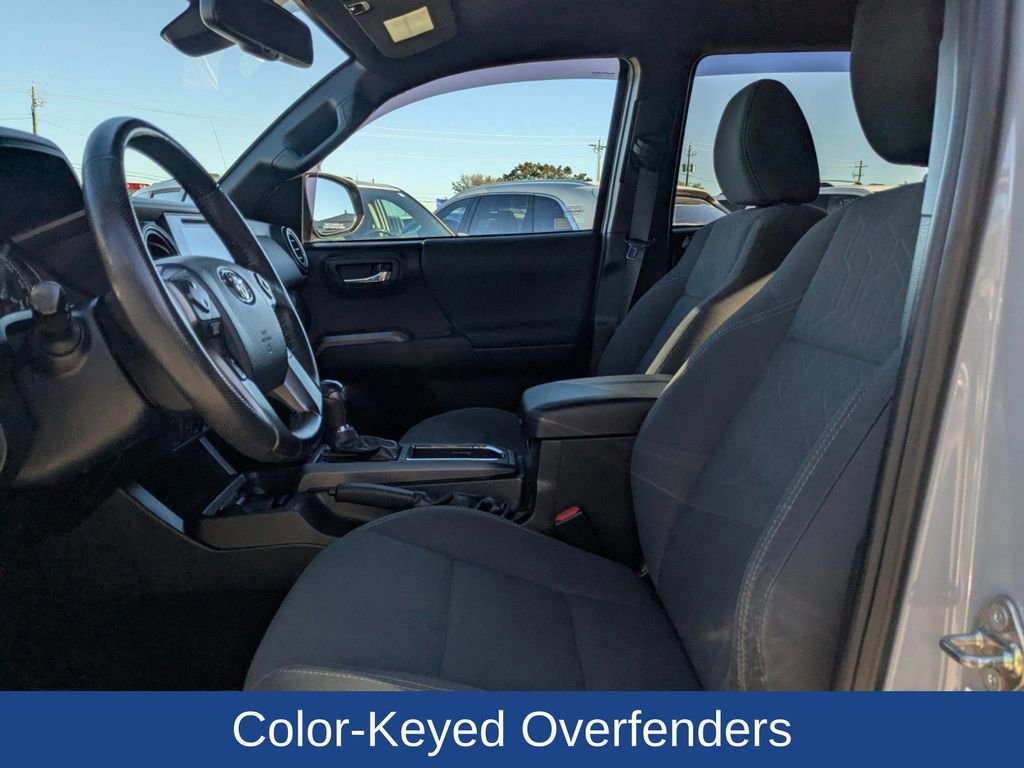 Used 2019 Toyota Tacoma TRD Sport image 14