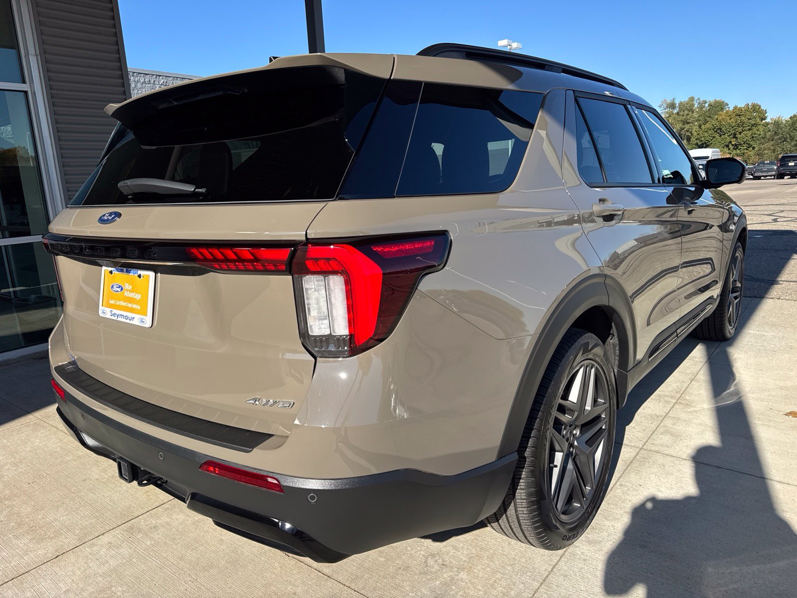 Certified 2026 Ford Explorer ST-Line w/ ST-Line Street Pack AWD/4WD image 8