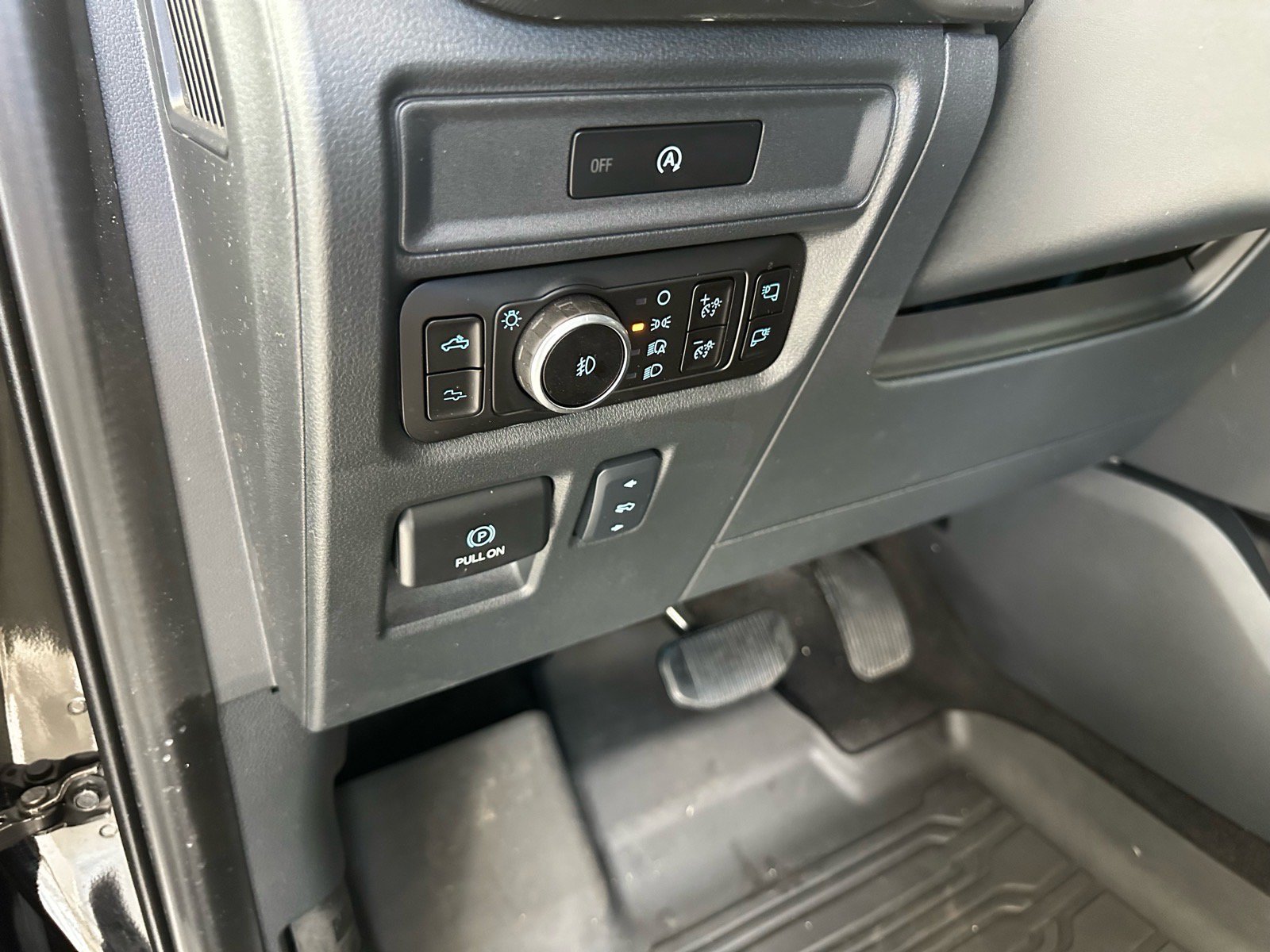 Certified 2025 Ford F150 Raptor AWD/4WD image 26