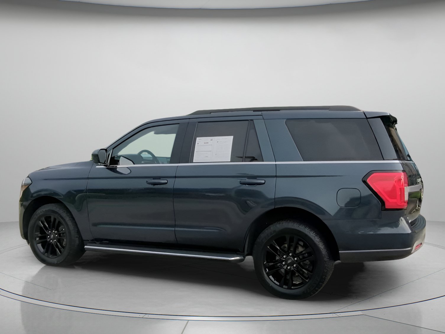 Certified 2023 Ford Expedition XLT RWD image 18