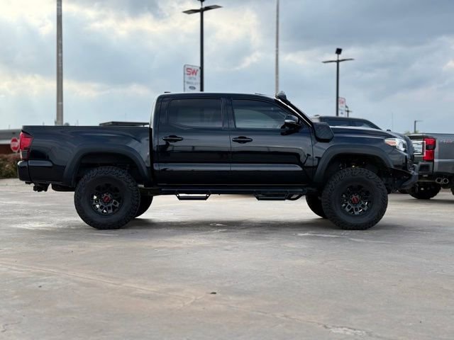Used 2019 Toyota Tacoma TRD Pro AWD/4WD image 4