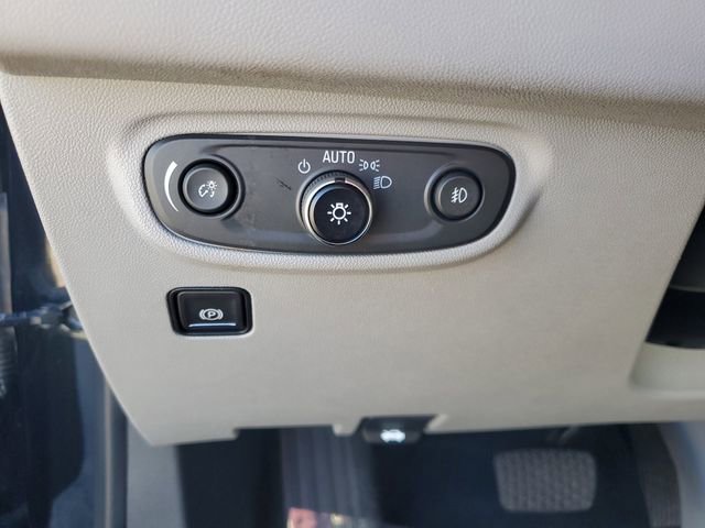 Used 2023 GMC Terrain SLT image 21