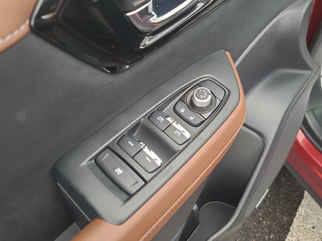 Used 2025 Subaru Forester Touring AWD/4WD image 23
