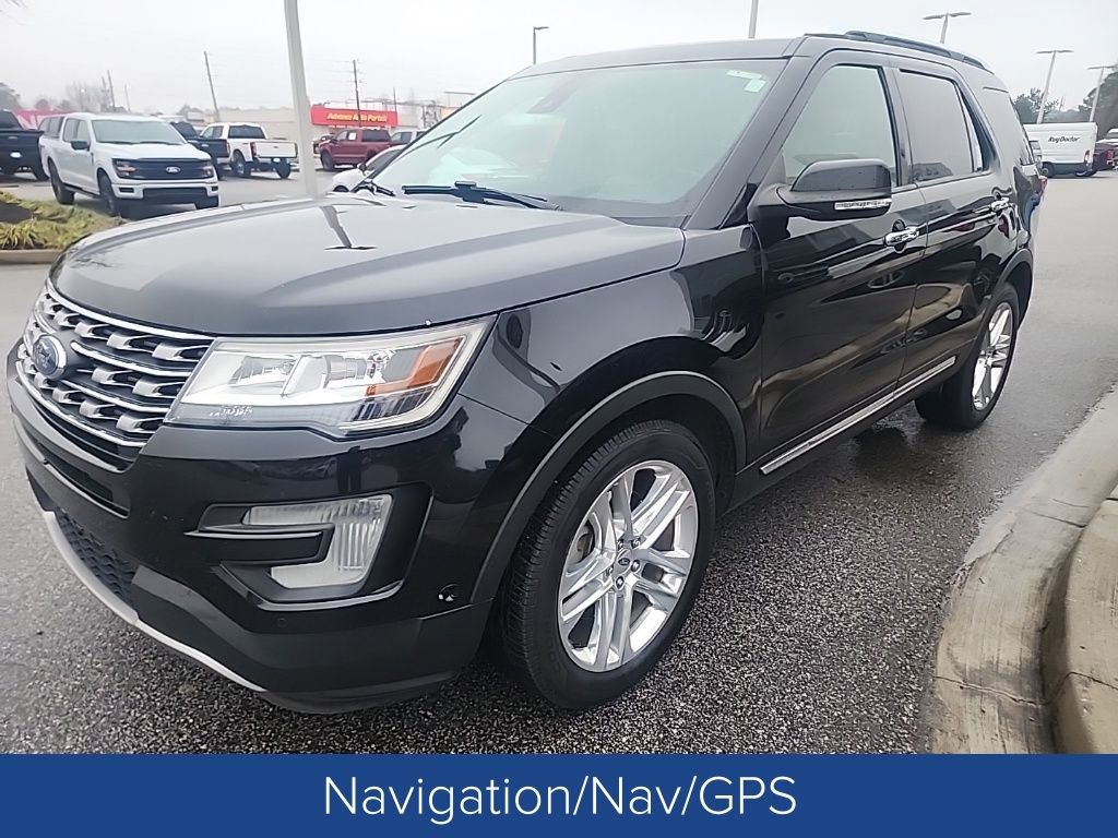 Certified 2017 Ford Explorer Limited w/ Equipment Group 301A image 4