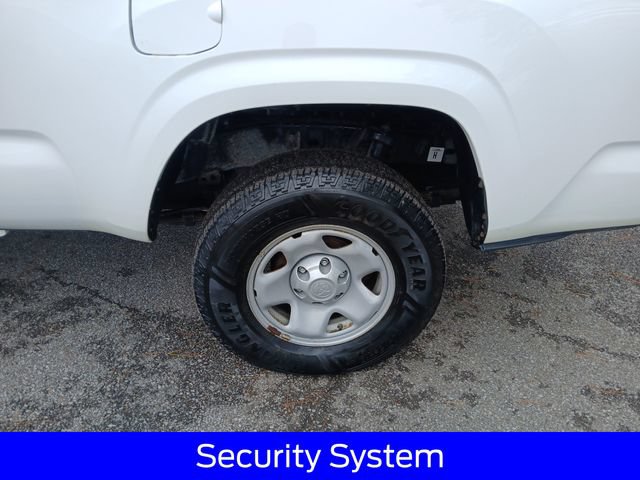 Used 2022 Toyota Tacoma SR AWD/4WD image 5
