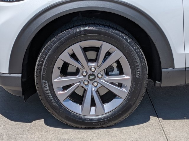 Certified 2025 Ford Explorer Active w/ Active Comfort Package AWD/4WD image 11