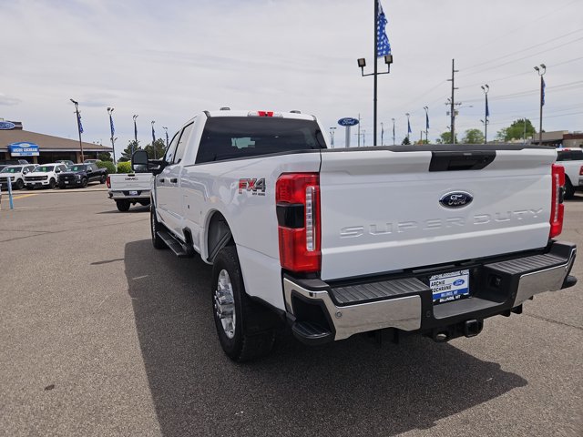 Certified 2025 Ford F350 XLT w/ 360-Degree Camera Package AWD/4WD image 3
