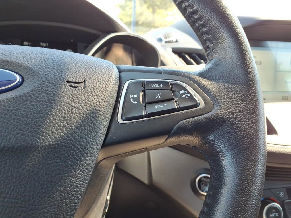 Certified 2019 Ford Escape SEL AWD/4WD image 15