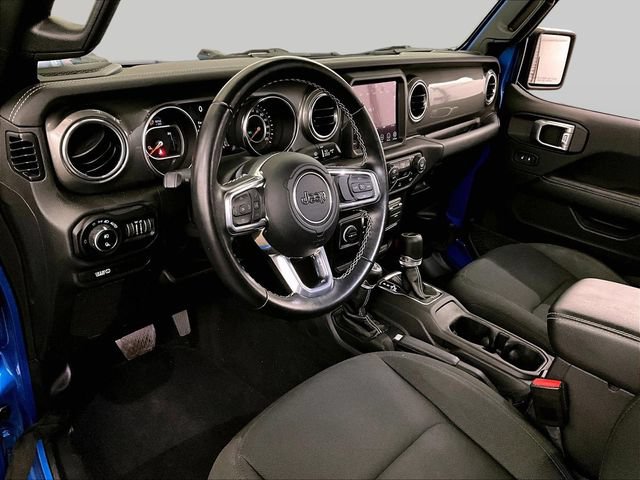 Used 2021 Jeep Gladiator Overland AWD/4WD image 12