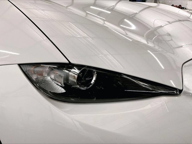 Used 2019 MAZDA MX-5 Miata RF Club RWD image 25