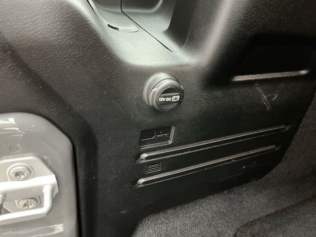 Used 2023 Jeep Wrangler Unlimited Sahara AWD/4WD image 29