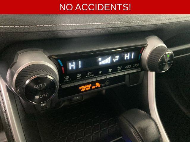 Used 2019 Toyota RAV4 LE w/ Carpet Mat Package AWD/4WD image 10