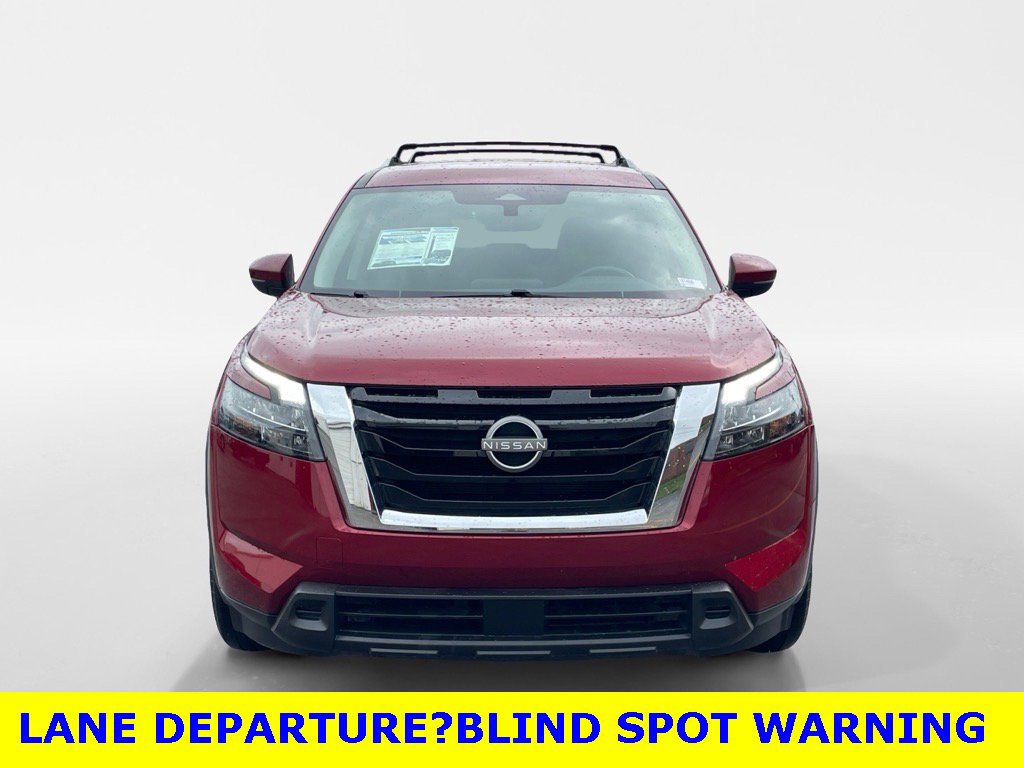 Used 2023 Nissan Pathfinder SV image 8