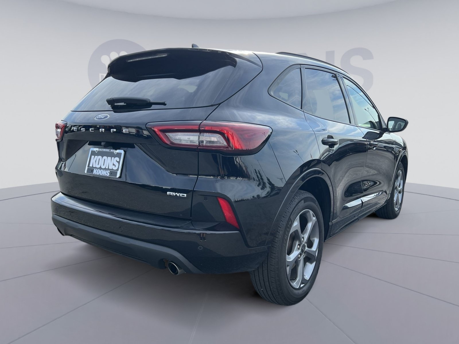 Certified 2023 Ford Escape ST-Line w/ Tech Pack #1 AWD/4WD image 7