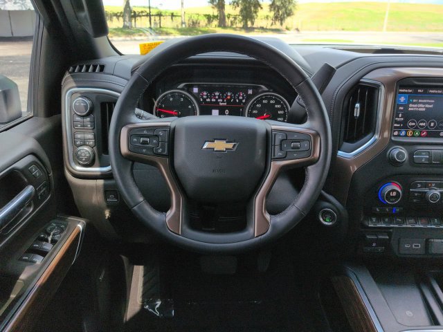 Used 2022 Chevrolet Silverado 2500 High Country w/ Z71 Off-Road Package AWD/4WD image 16