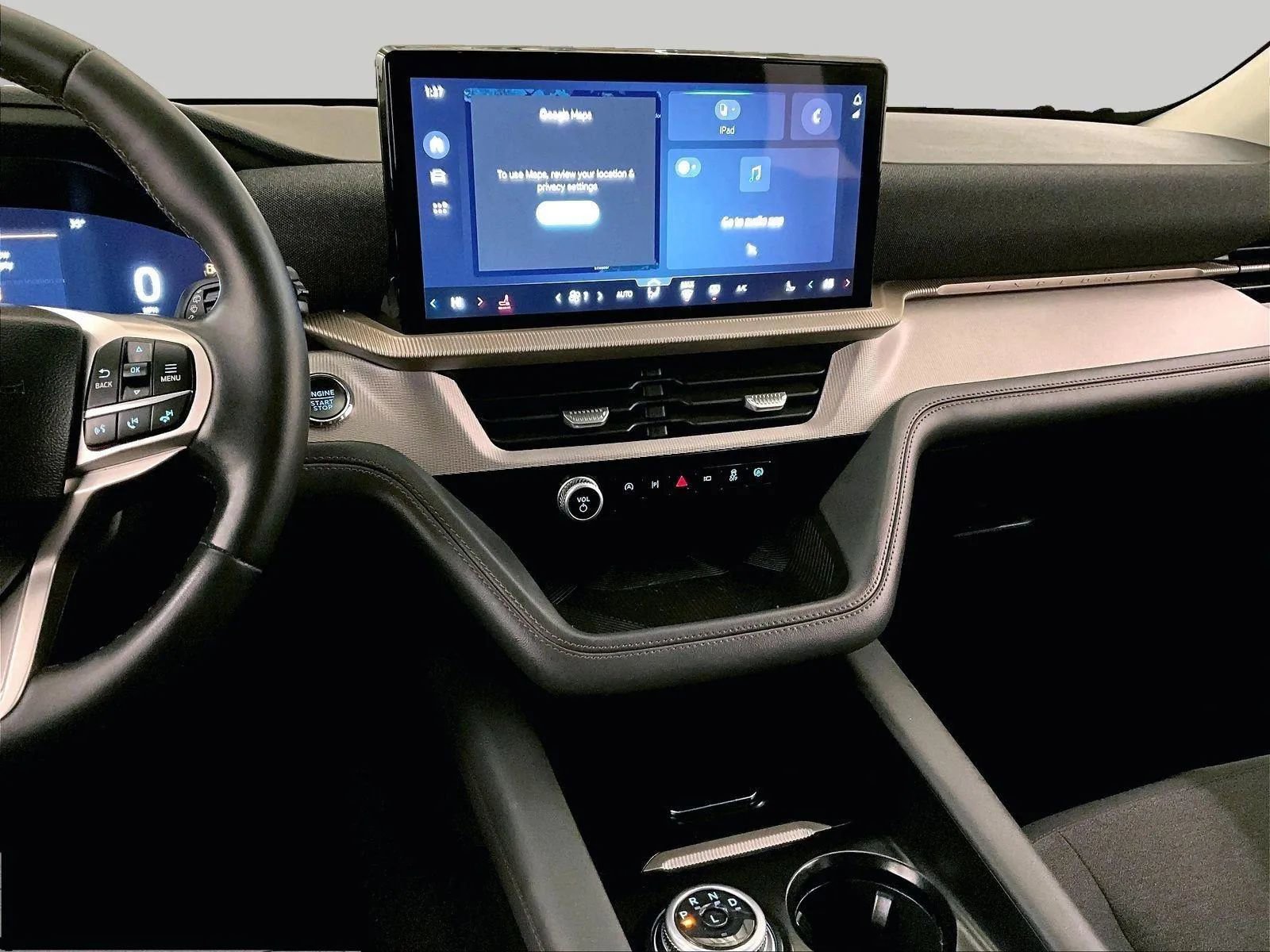 Certified 2025 Ford Explorer Active image 6