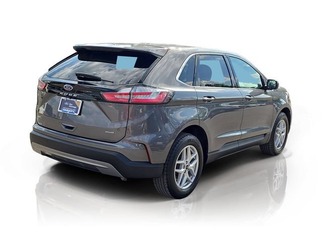 Certified 2024 Ford Edge SEL w/ Convenience Package AWD/4WD image 4