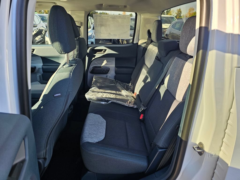 Certified 2025 Ford Maverick XLT w/ XLT Luxury Package AWD/4WD image 17