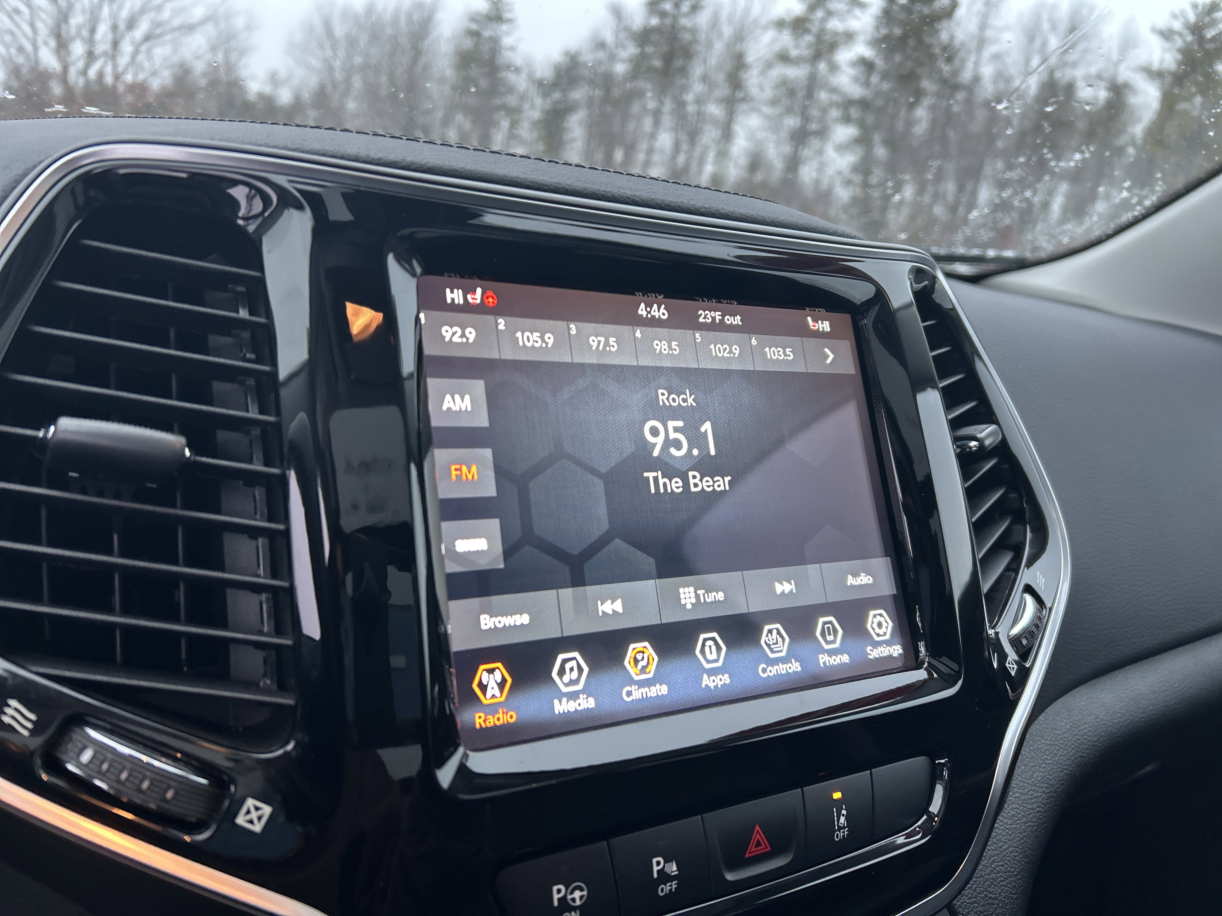 Used 2021 Jeep Cherokee Limited image 19