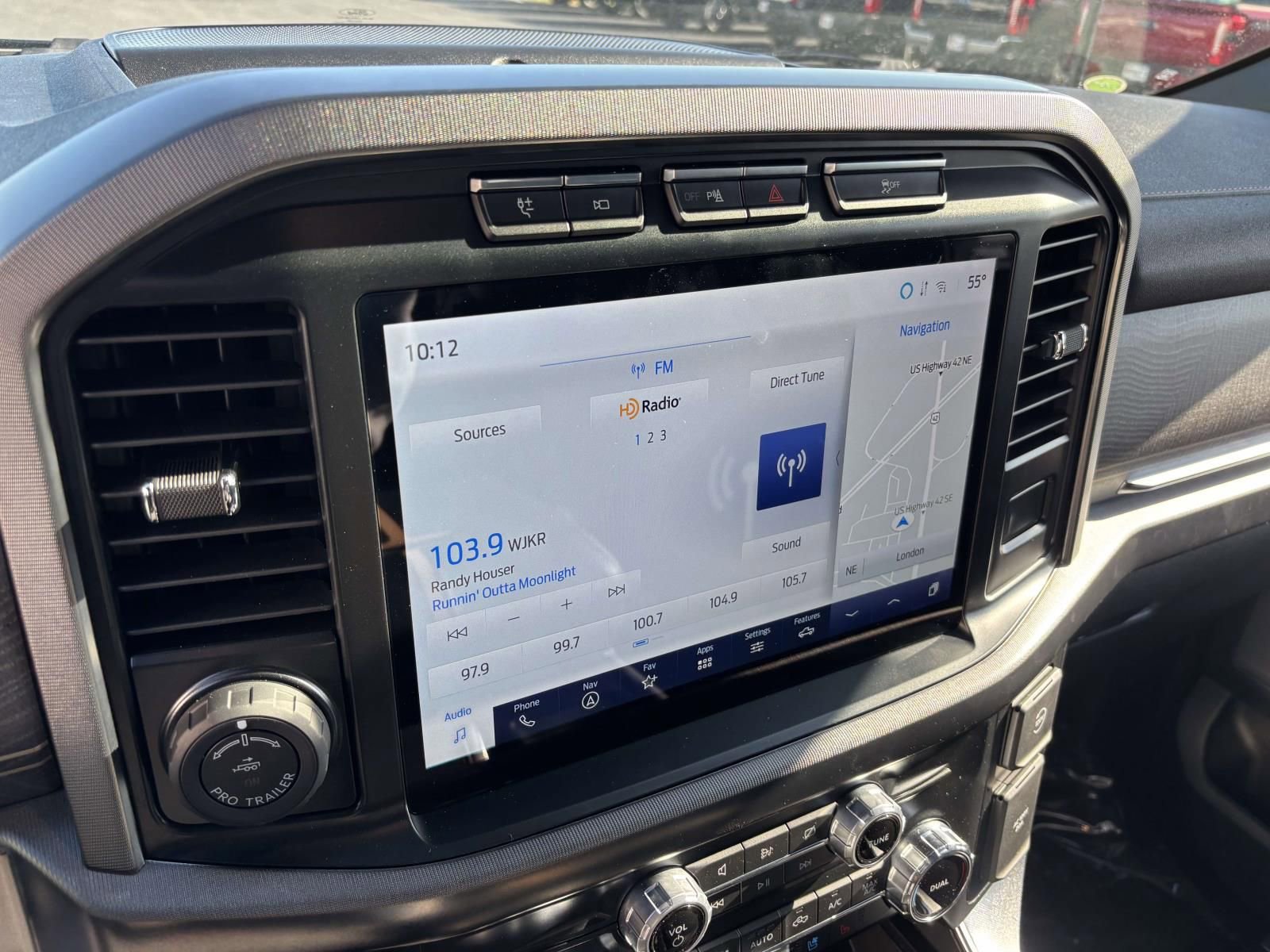 Certified 2022 Ford F150 Platinum w/ Bed Utility Package image 22