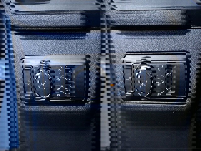 Certified 2023 Ford Escape Platinum image 24