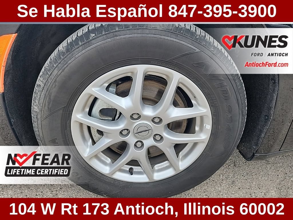 Used 2025 Chrysler Pacifica Select FWD image 21