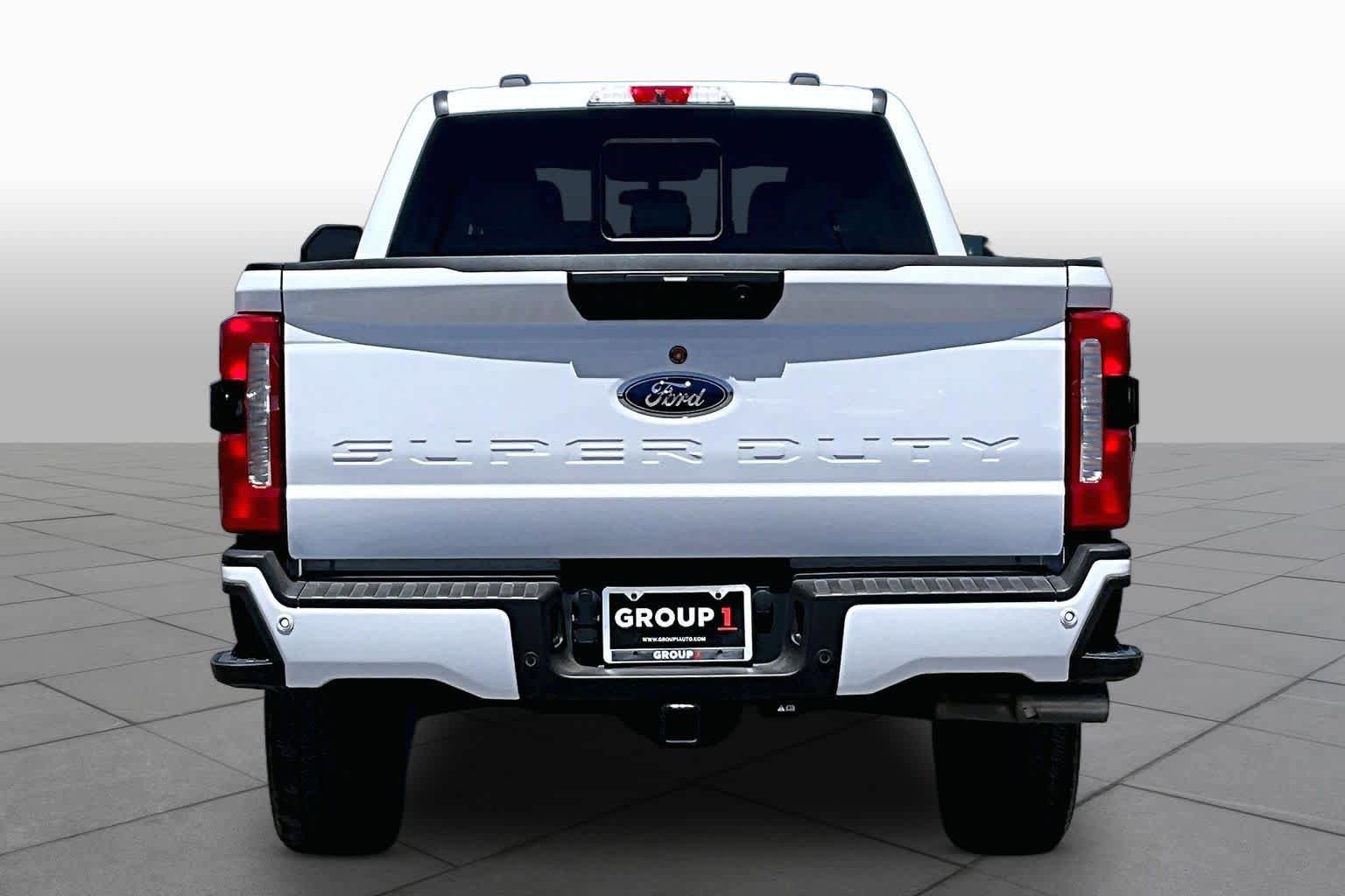 Certified 2025 Ford F250 XL w/ STX Appearance Package AWD/4WD image 5