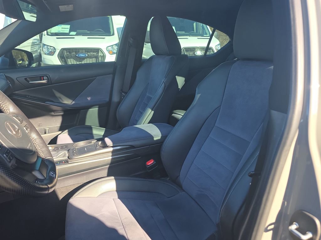 Used 2022 Lexus IS 500 image 30