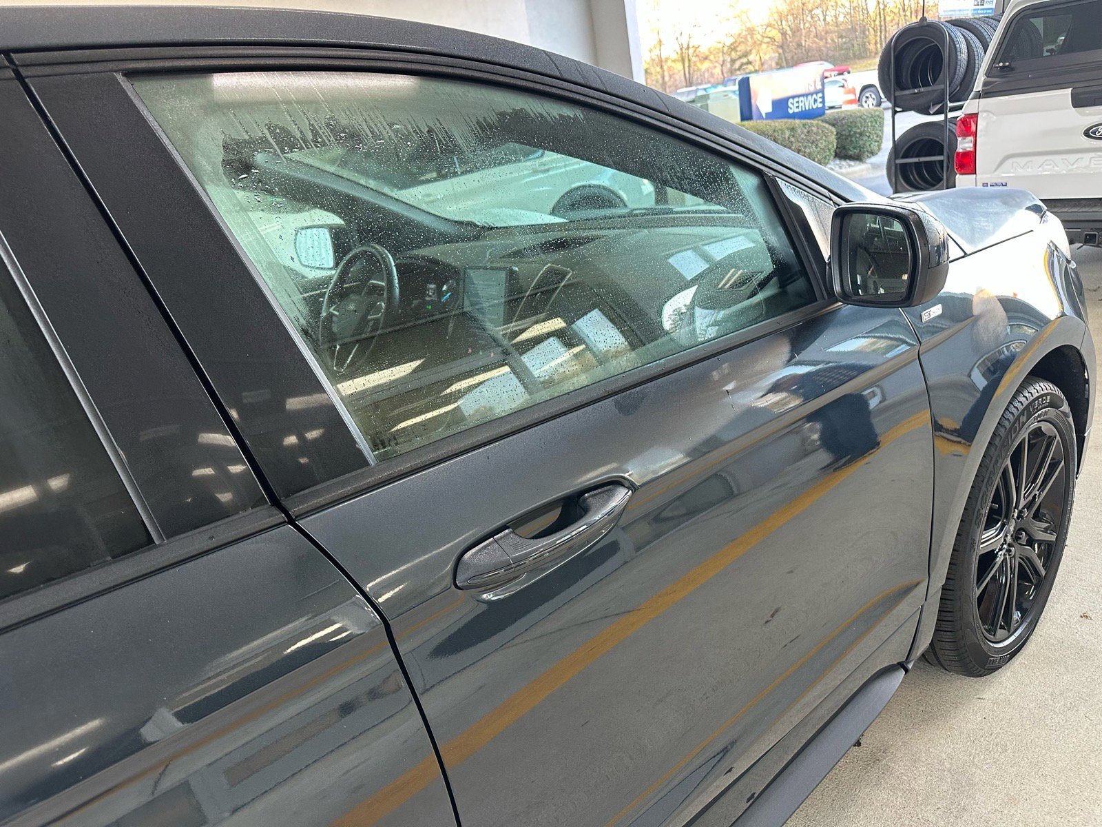 Certified 2024 Ford Edge ST-Line w/ Class II Trailer Tow Package image 11