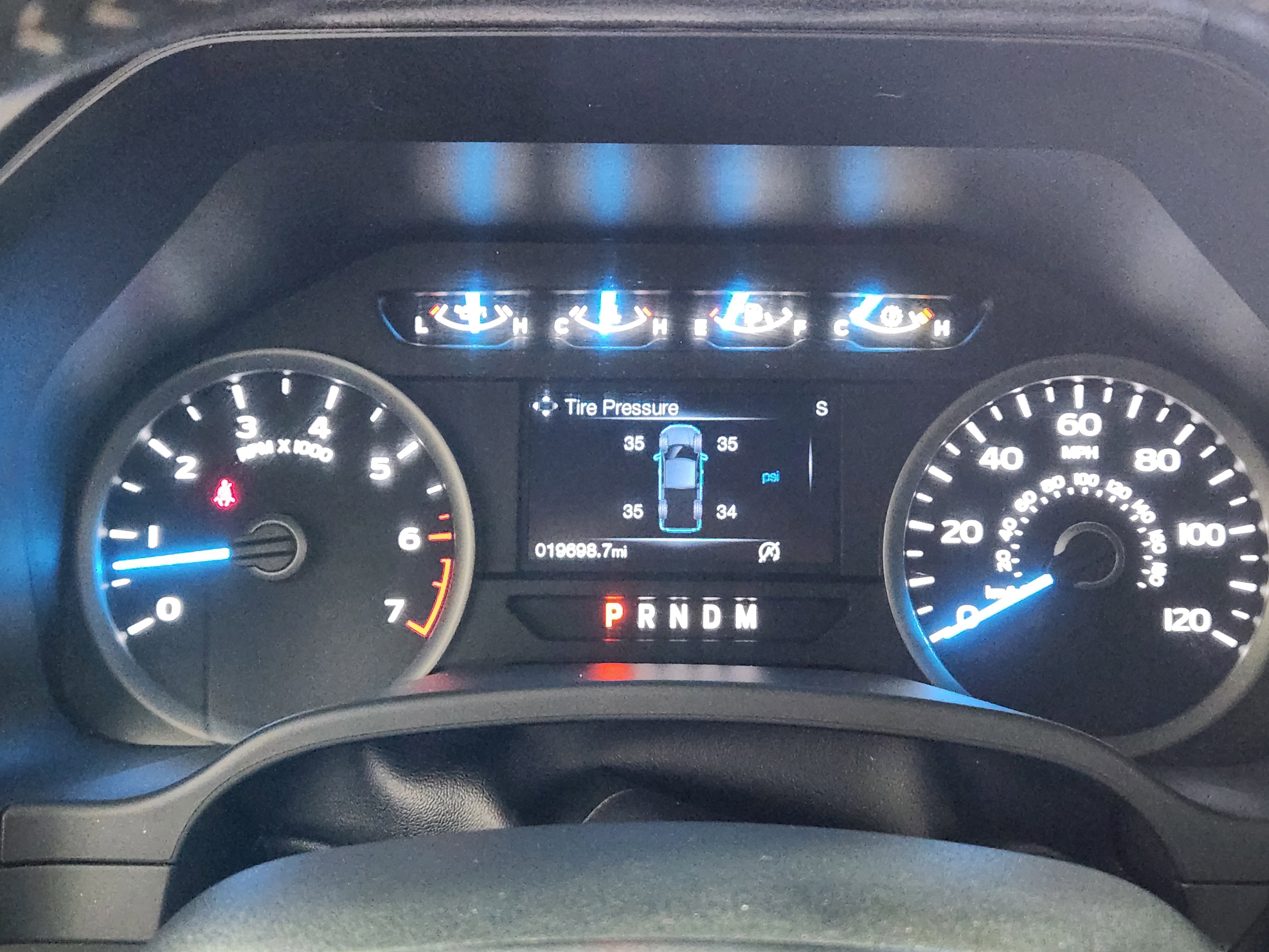 Certified 2018 Ford F150 XLT w/ Equipment Group 301A Mid image 20