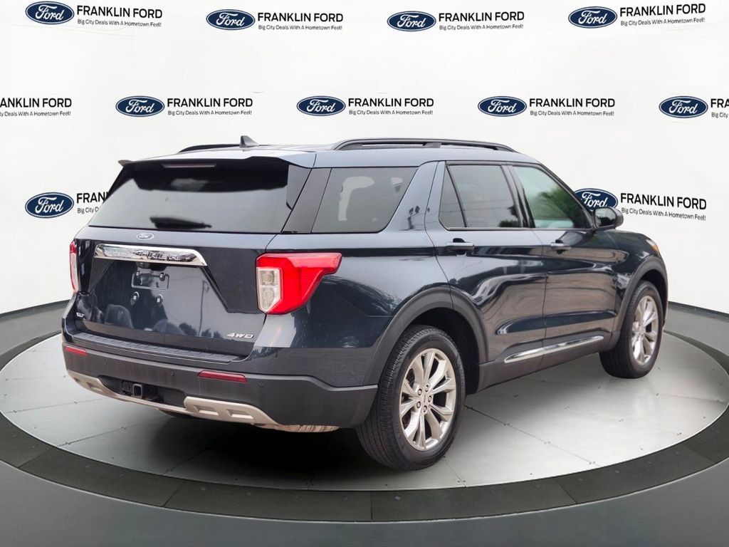 Certified 2023 Ford Explorer XLT w/ Equipment Group 202A AWD/4WD image 5