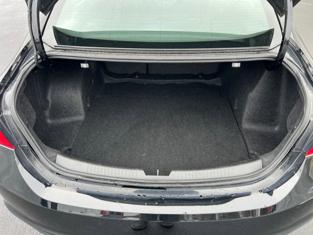 Used 2023 Chevrolet Malibu LT image 28