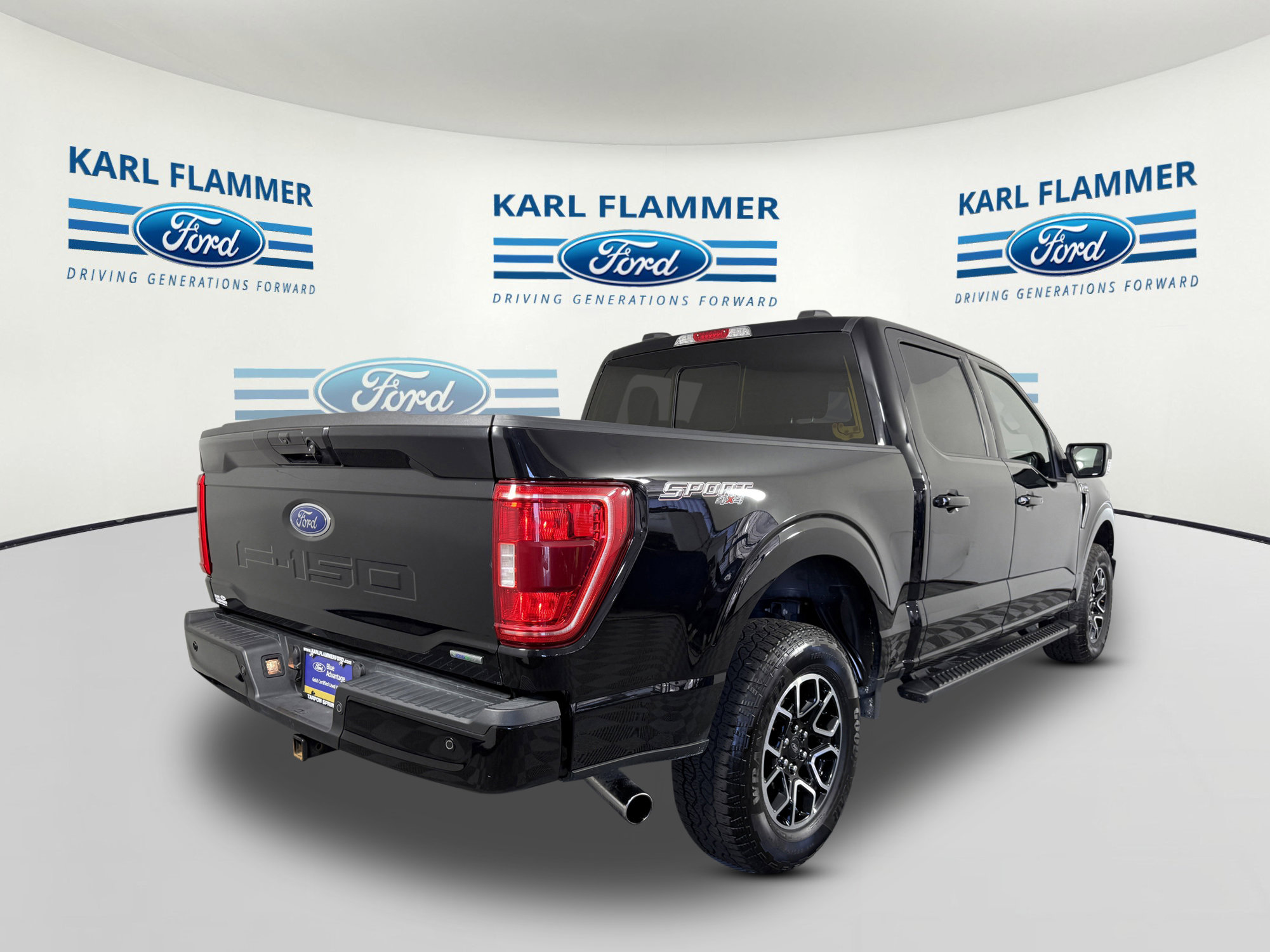 Certified 2022 Ford F150 XLT w/ Equipment Group 302A High image 3