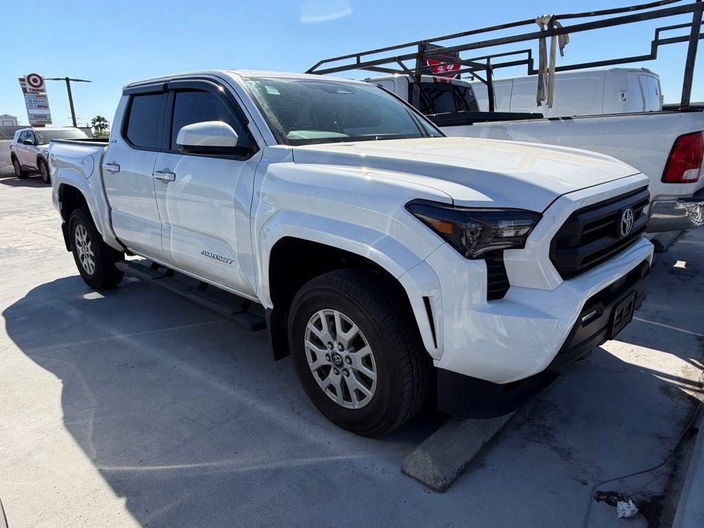 Used 2025 Toyota Tacoma SR5 image 1