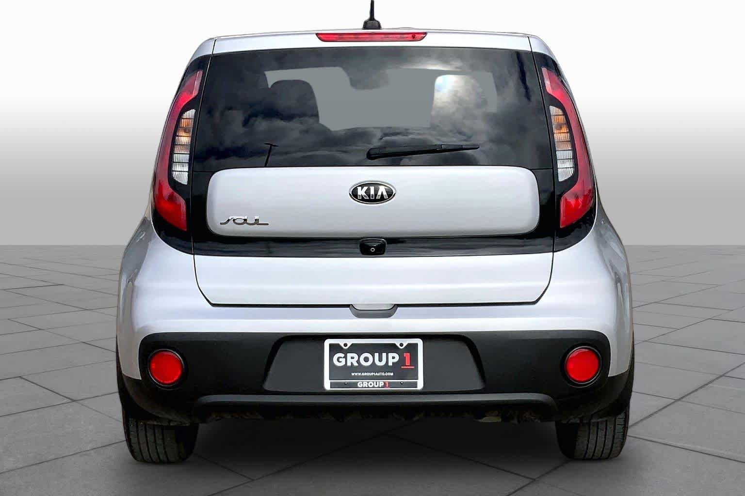 Used 2017 Kia Soul w/ Convenience Package FWD image 5