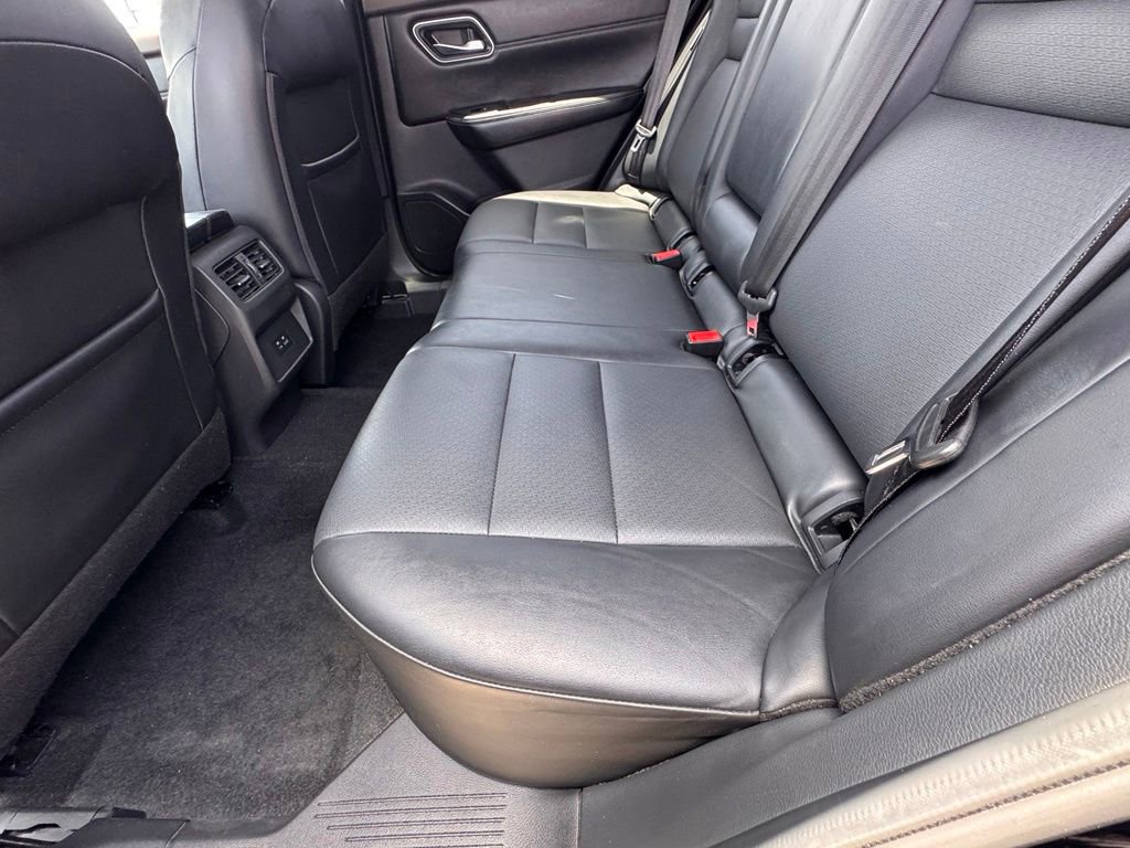Used 2021 Nissan Rogue SV w/ Premium Package FWD image 31
